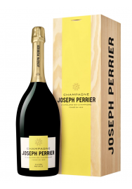 Champagne Joseph Perrier Cuvee Royale Brut Jeroboam (3L) + Cutie Lemn